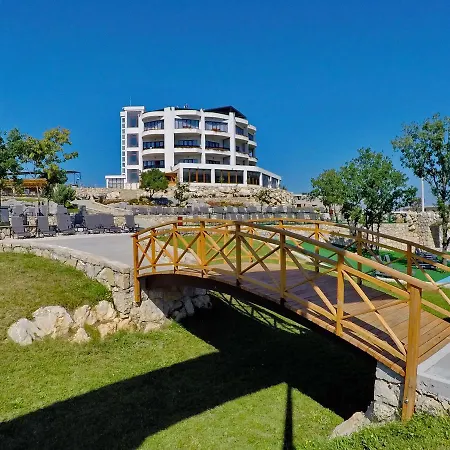 Sl Panorama Otel Trebin